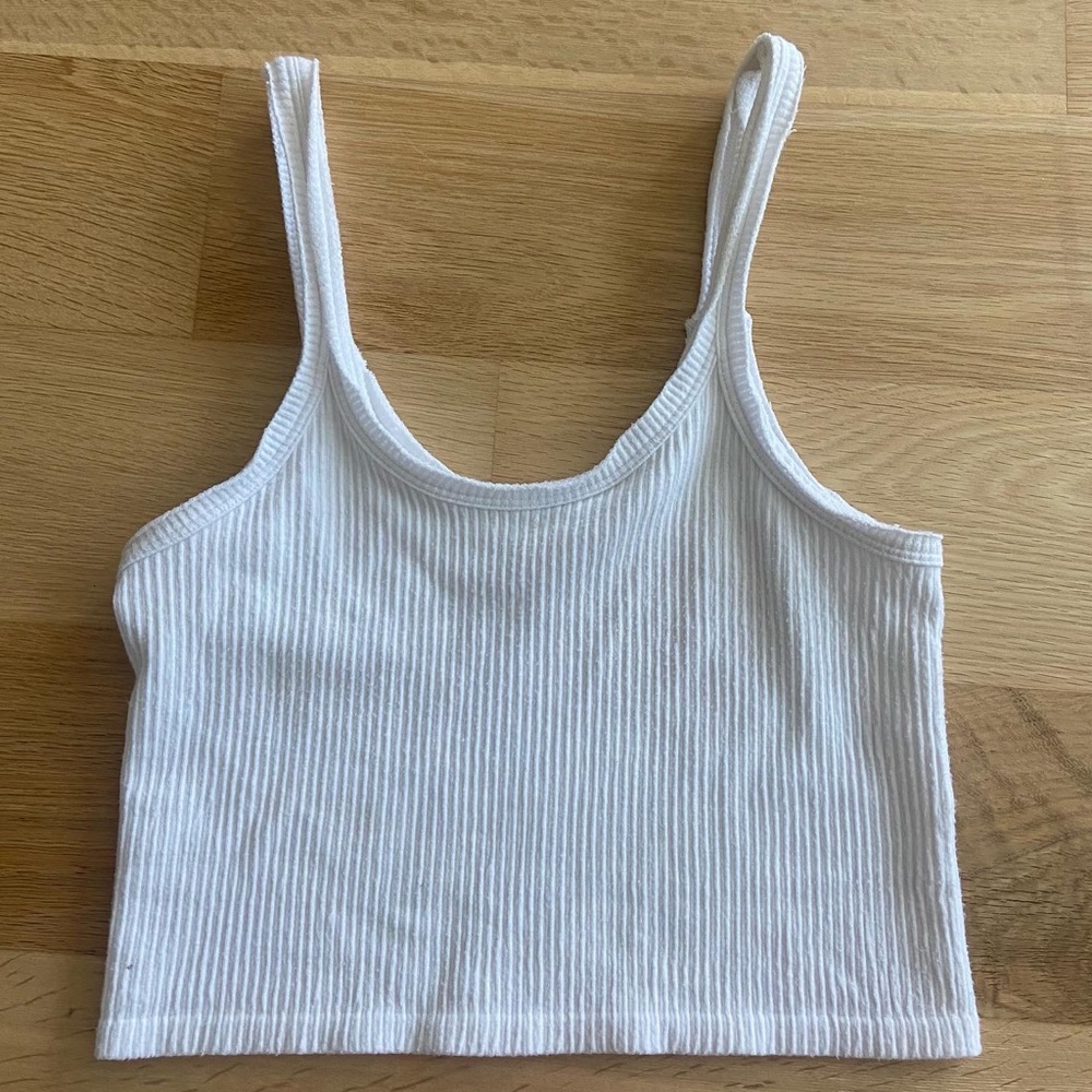 out from under seamless tank